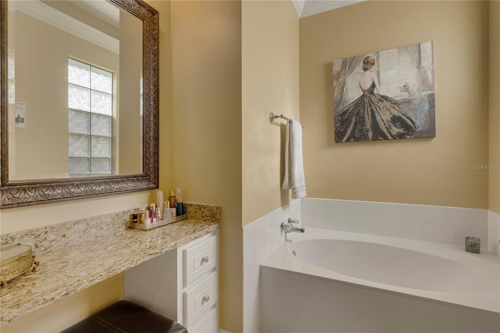 Image 19 of 52 For 11950 Charlton Lane
