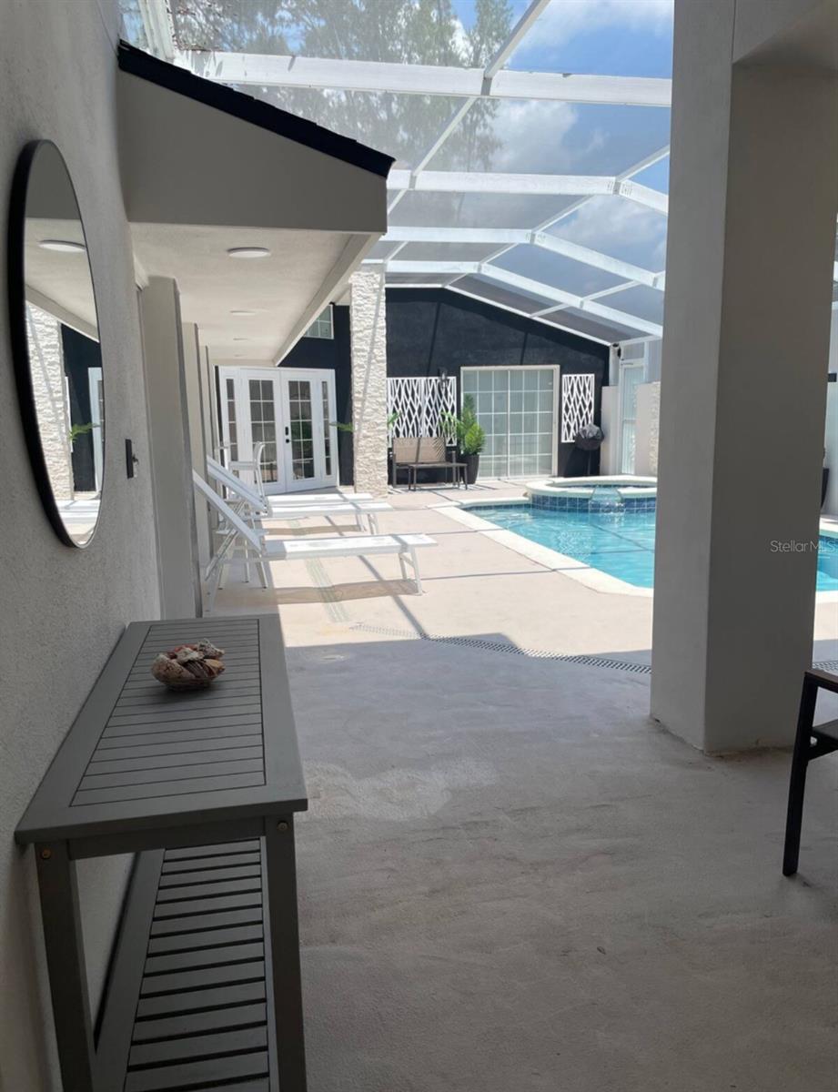 Image 5 of 29 For 8813 Crayson Court