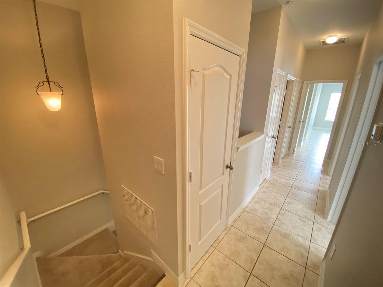 Image 19 of 35 For 6610 Goldenrod Road 103c