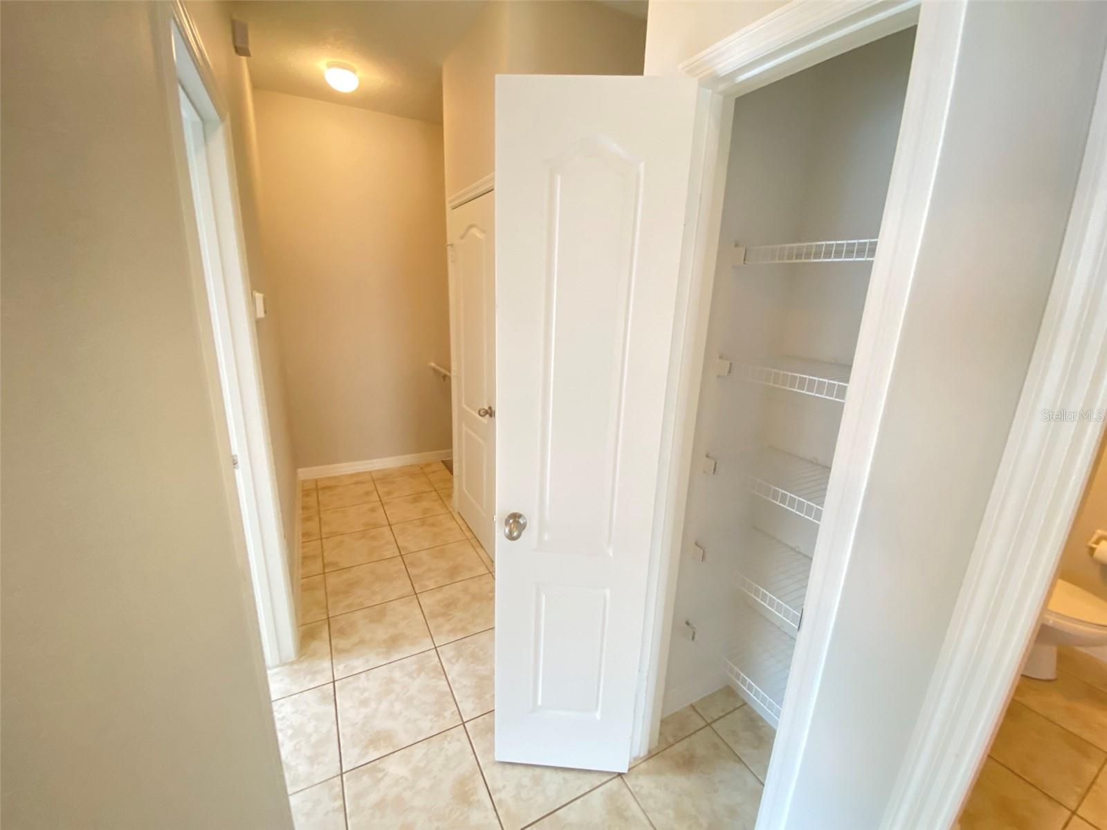 Image 22 of 35 For 6610 Goldenrod Road 103c
