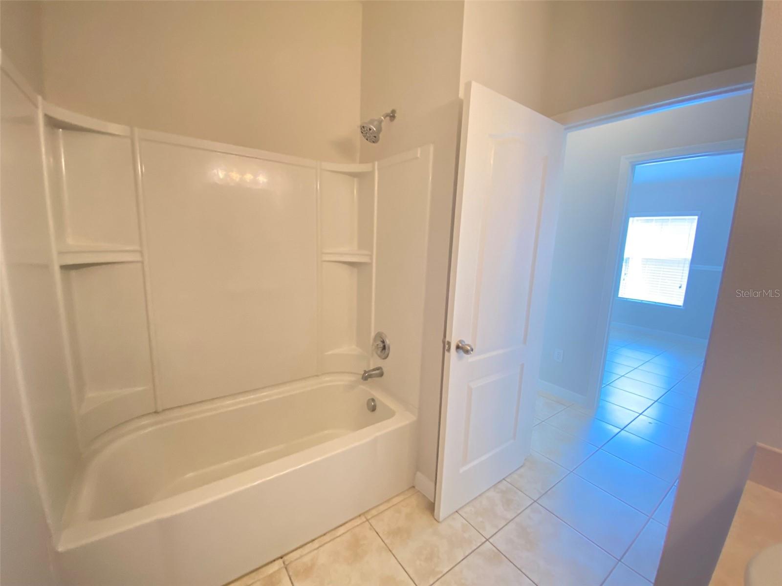 Image 23 of 35 For 6610 Goldenrod Road 103c