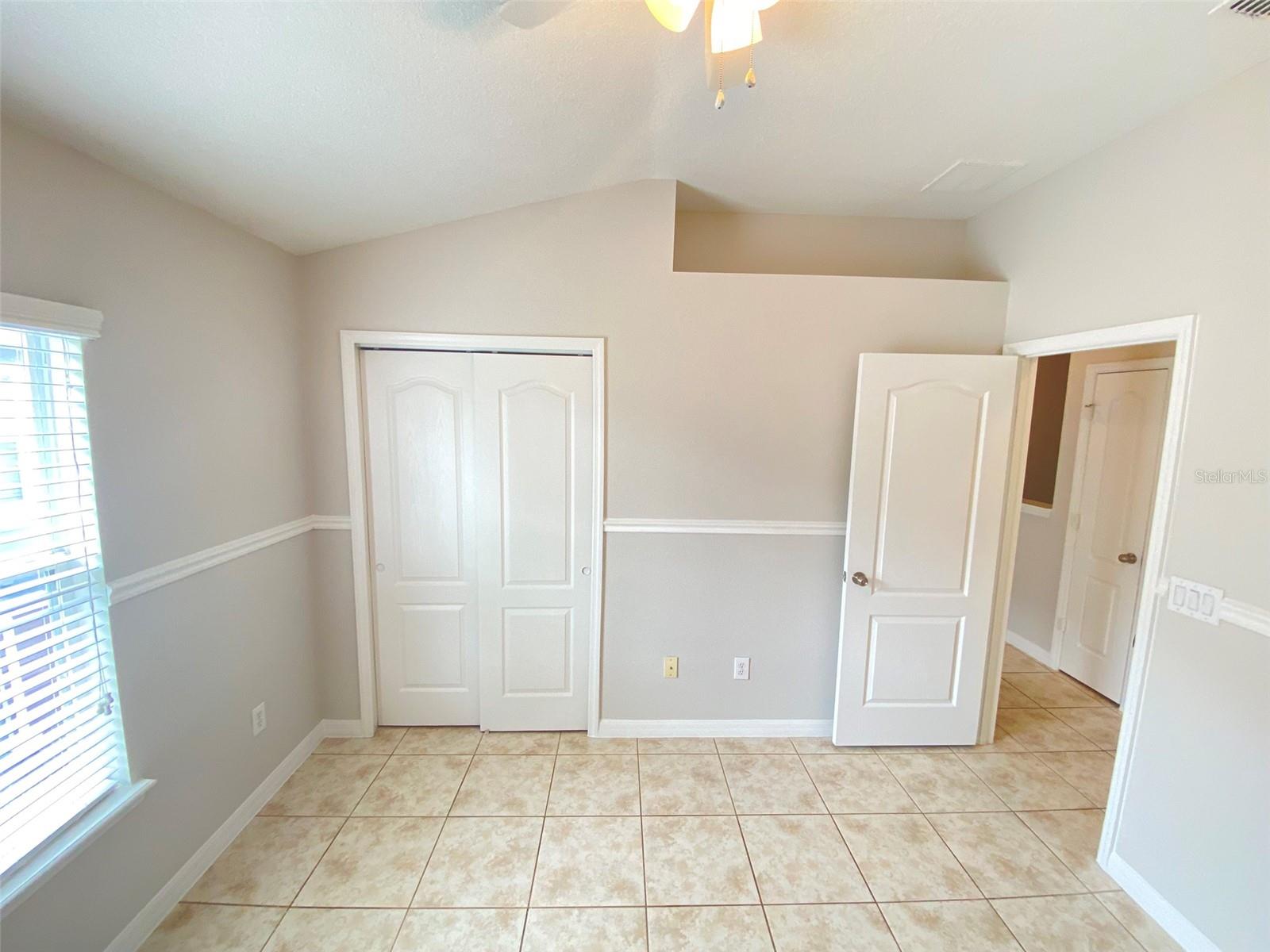 Image 25 of 35 For 6610 Goldenrod Road 103c