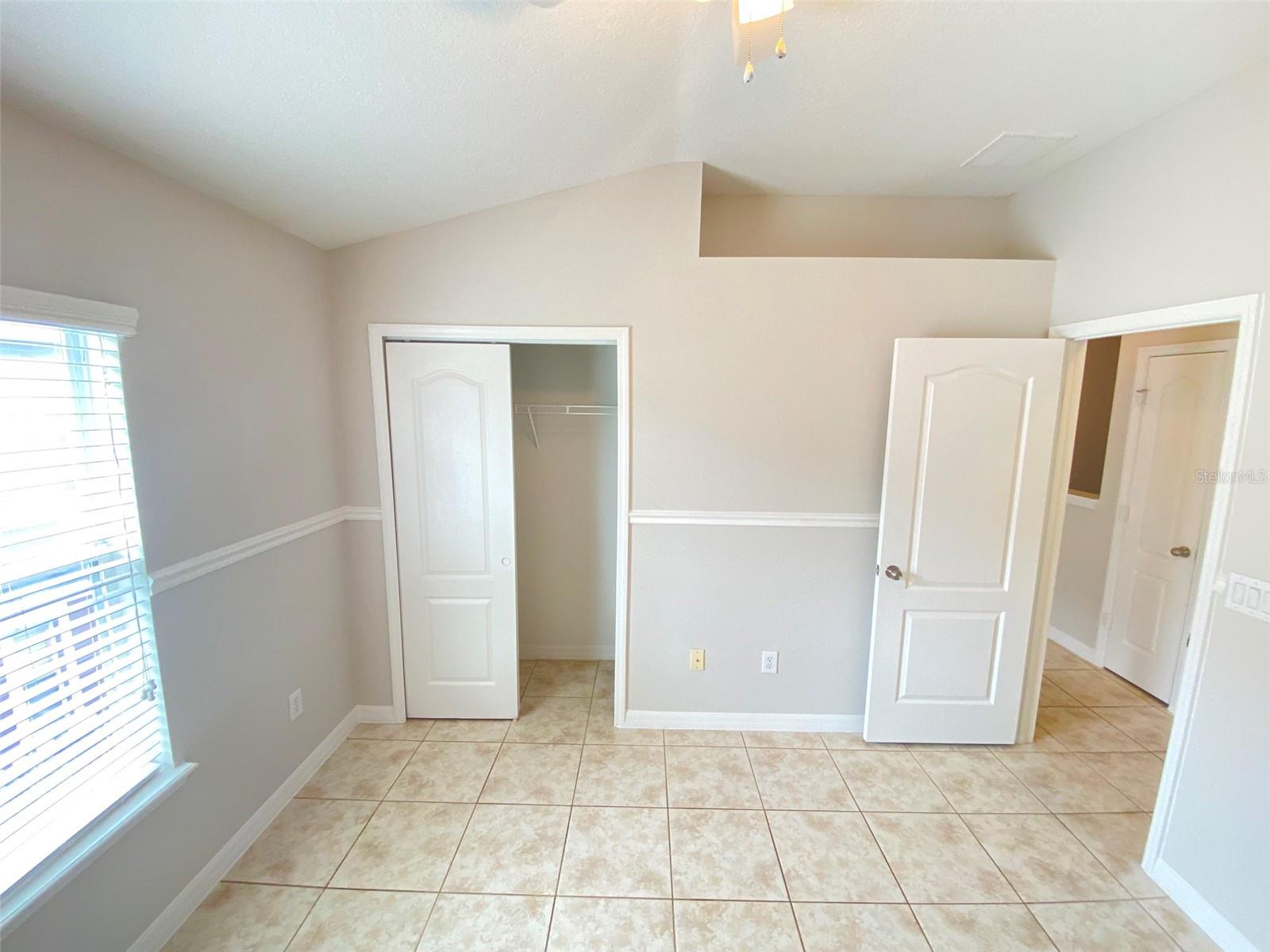 Image 26 of 35 For 6610 Goldenrod Road 103c