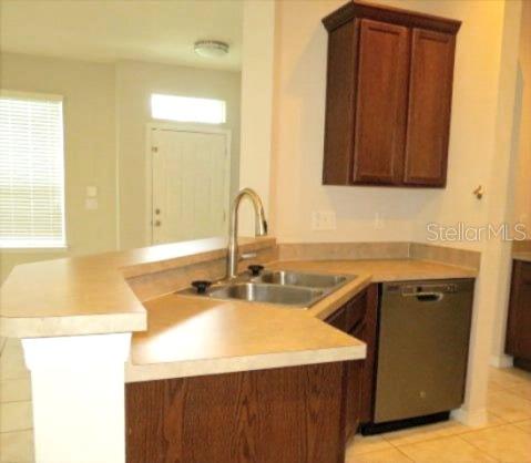 Image 5 of 35 For 6610 Goldenrod Road 103c
