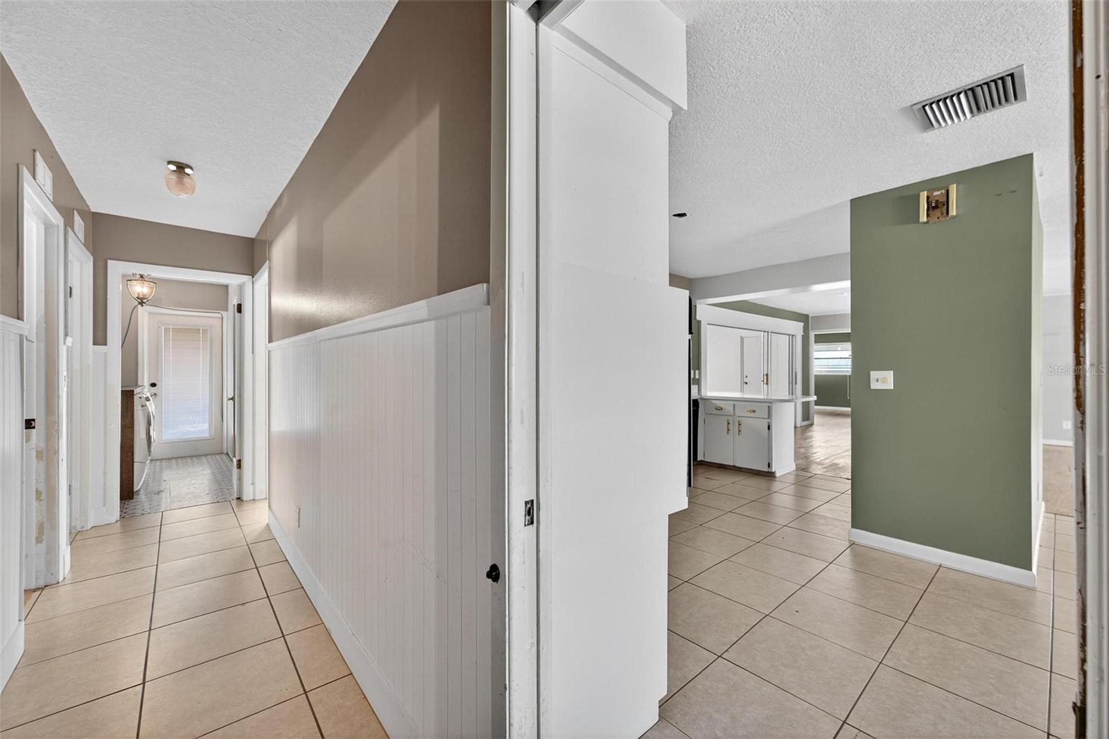 Image 30 of 56 For 730 Oak Drive