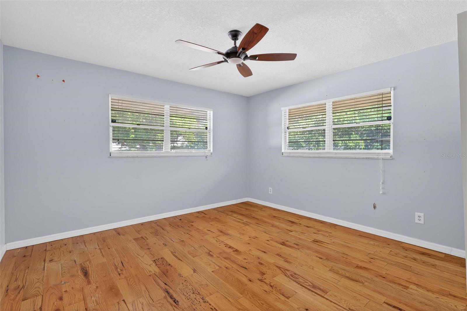 Image 37 of 56 For 730 Oak Drive