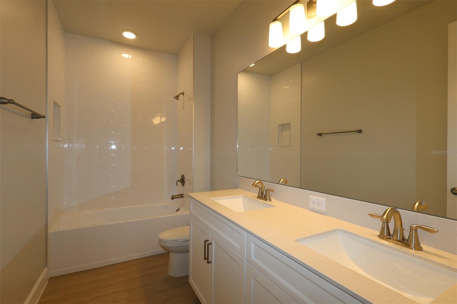 Image 40 of 50 For 3830 Artic Den Lane