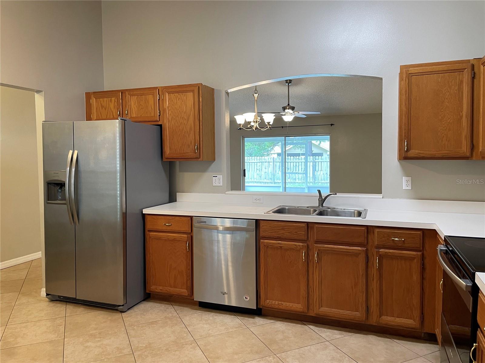 Image 10 of 25 For 4012 King Edward Drive