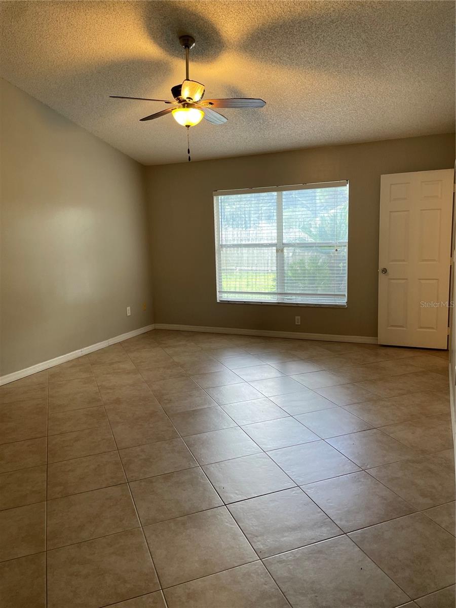 Image 11 of 25 For 4012 King Edward Drive