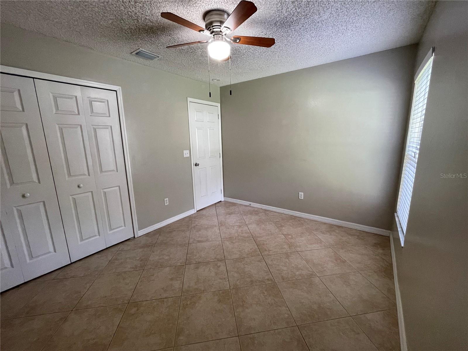 Image 16 of 25 For 4012 King Edward Drive