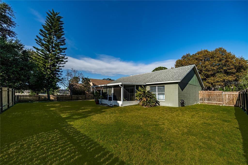 Image 2 of 25 For 4012 King Edward Drive