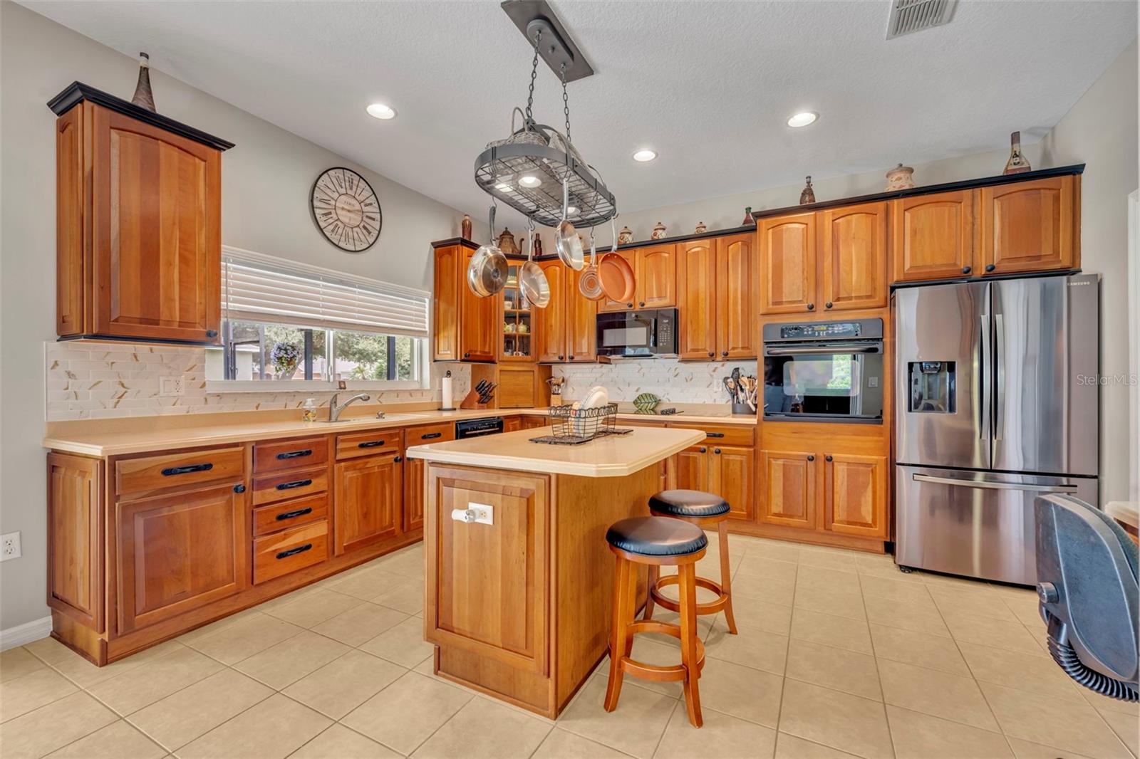 Image 4 of 60 For 9809 Osprey Landing Drive