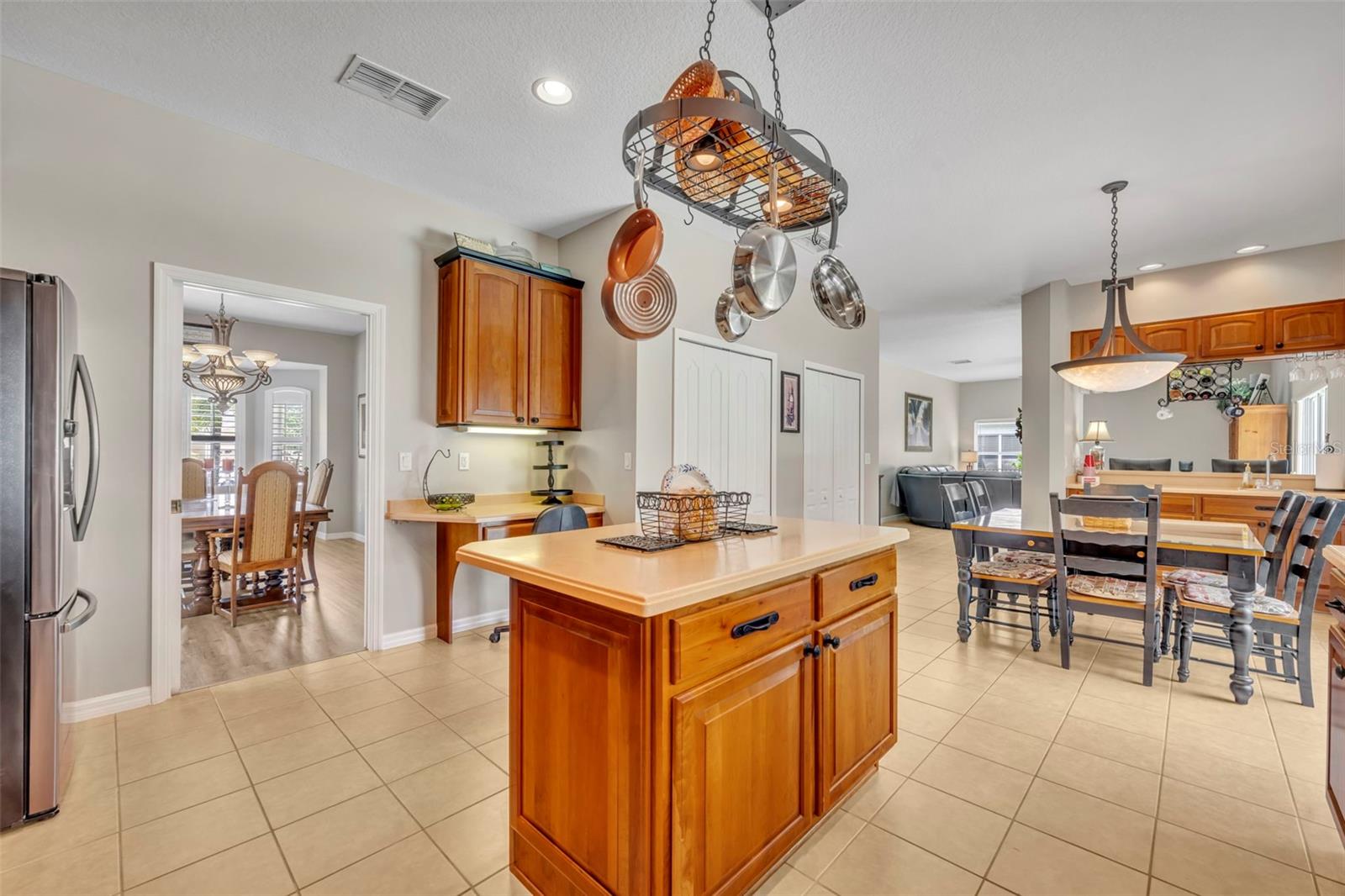 Image 8 of 60 For 9809 Osprey Landing Drive