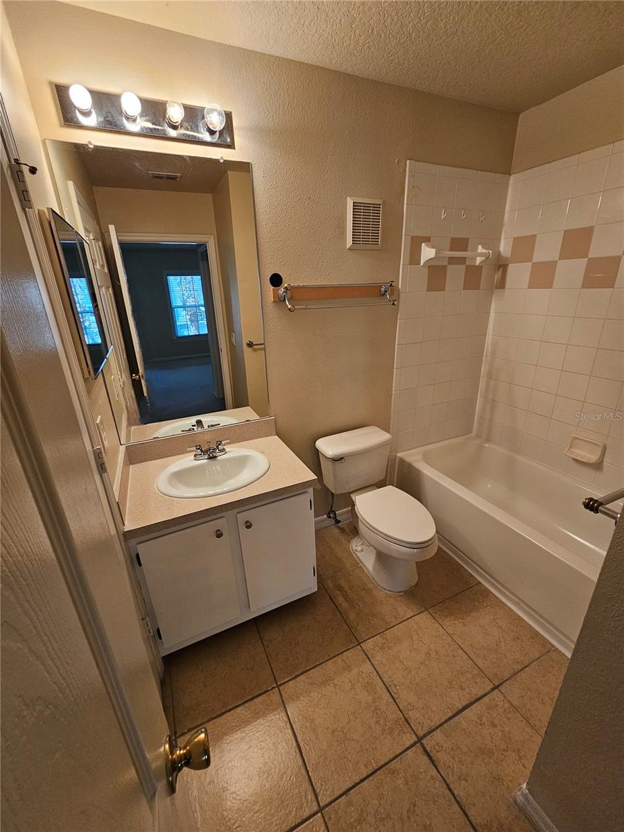 Image 26 of 44 For 6548 Swissco Drive 62