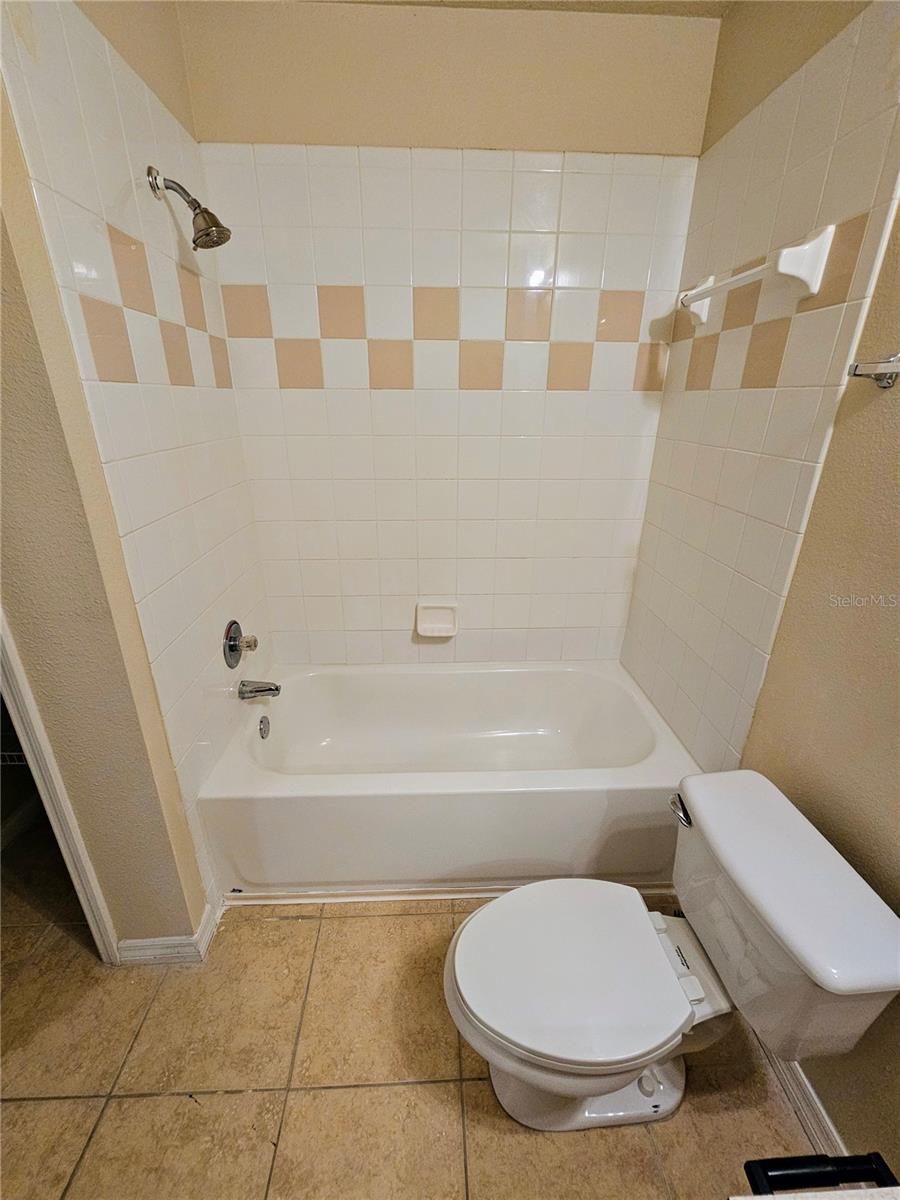 Image 33 of 44 For 6548 Swissco Drive 62