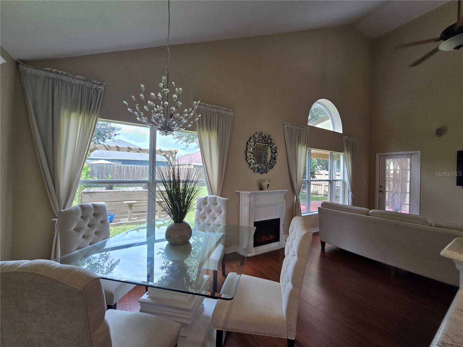 Image 9 of 24 For 15158 Stonebriar Way
