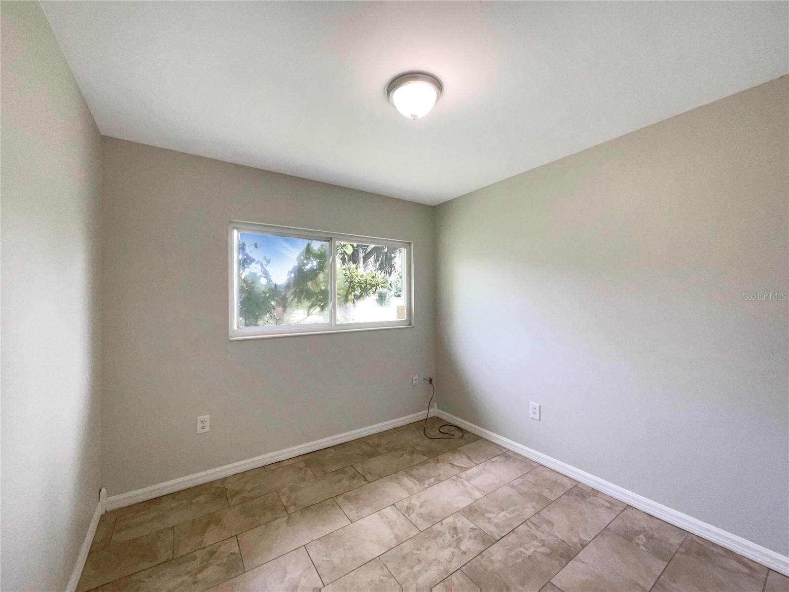 Image 18 of 20 For 1103 Nancy Terrace