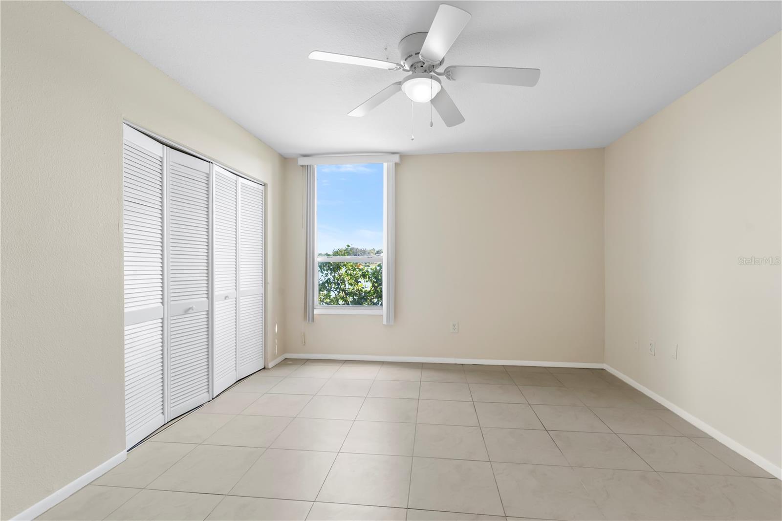 Image 17 of 29 For 534 Orange Drive 11