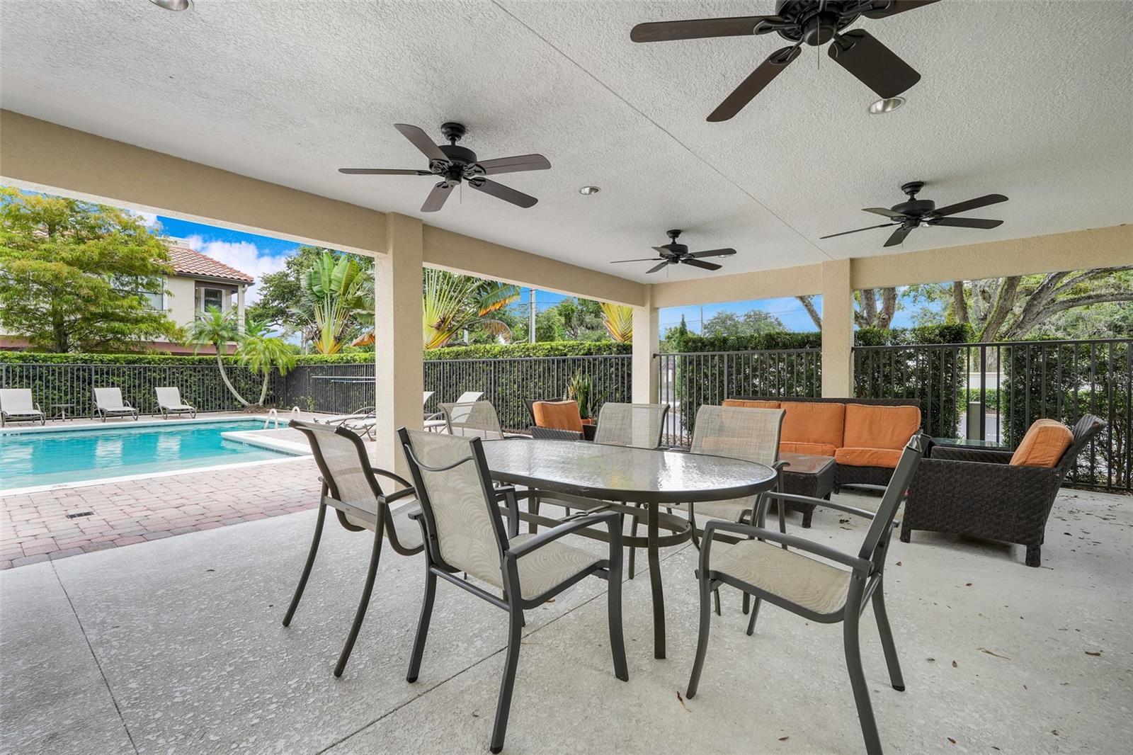 Image 33 of 39 For 7842 Holiday Isle Drive 102