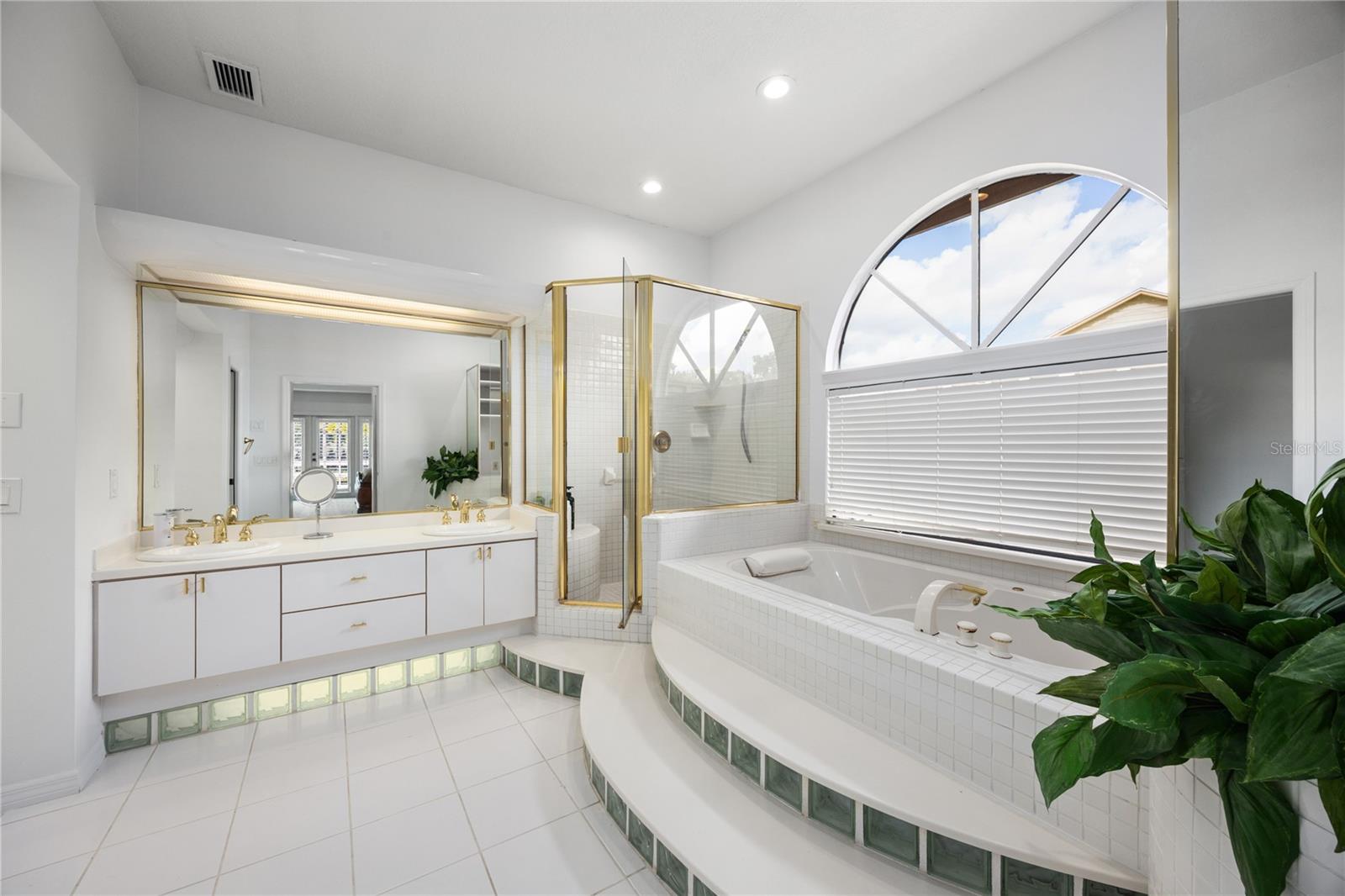 Image 39 of 80 For 492 Timber Ridge Drive