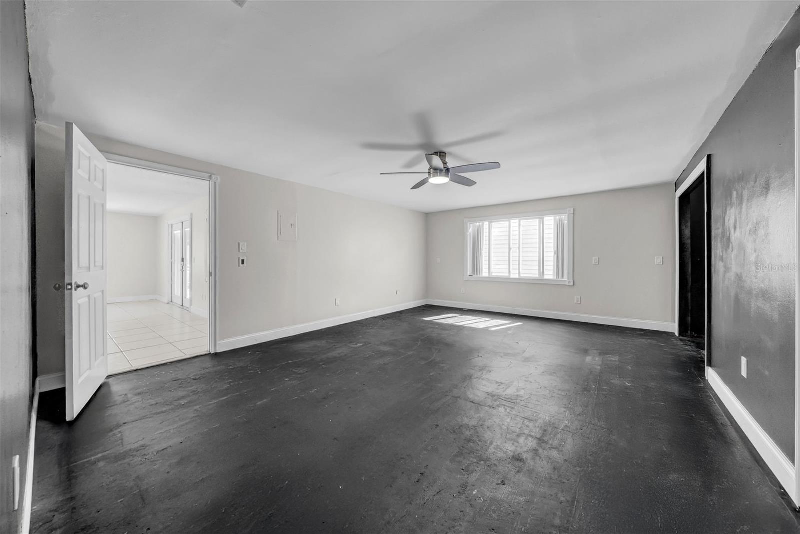 Image 18 of 35 For 1352 Foxwood Drive