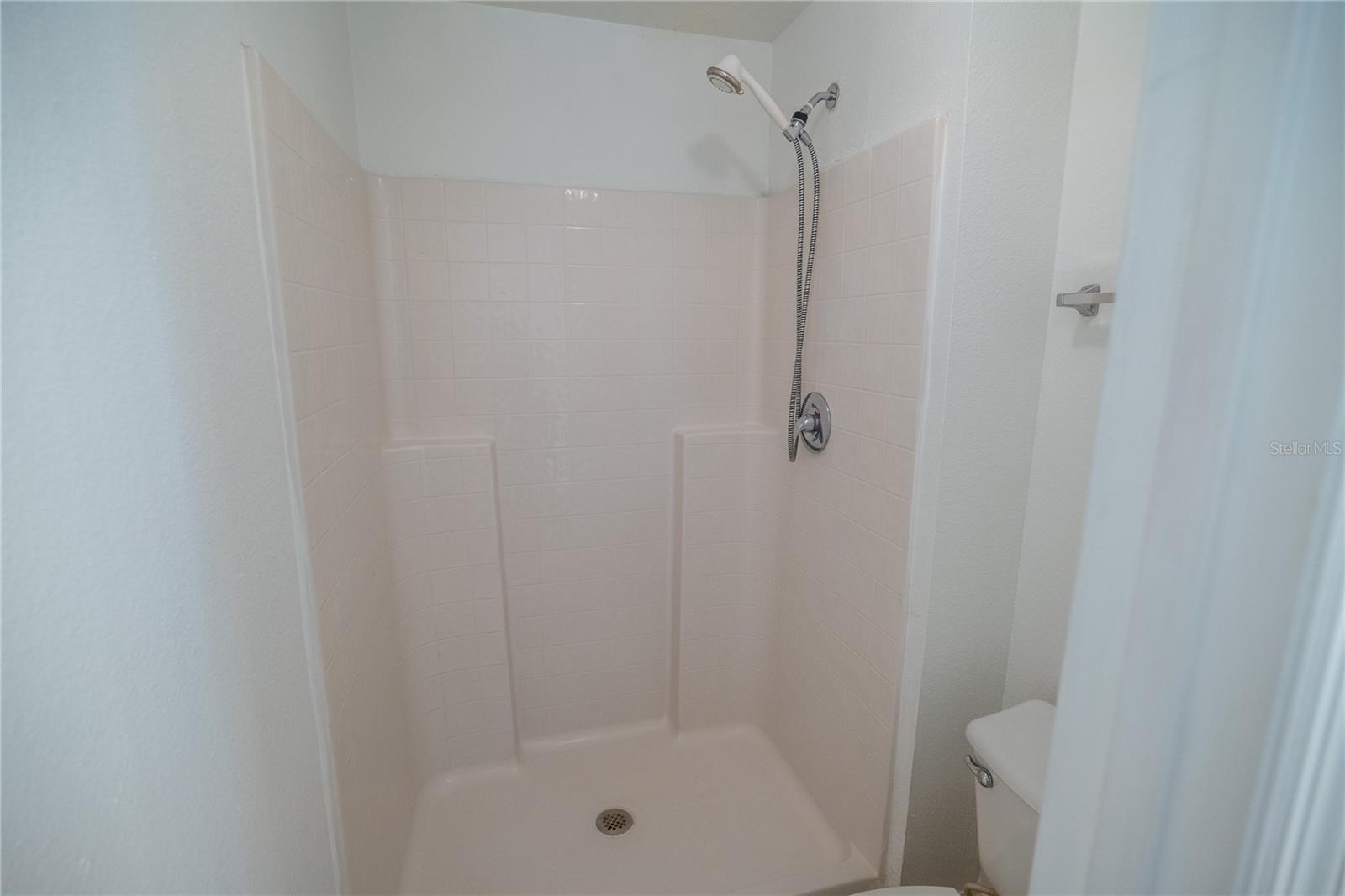 Image 19 of 24 For 2123 Anoka Way