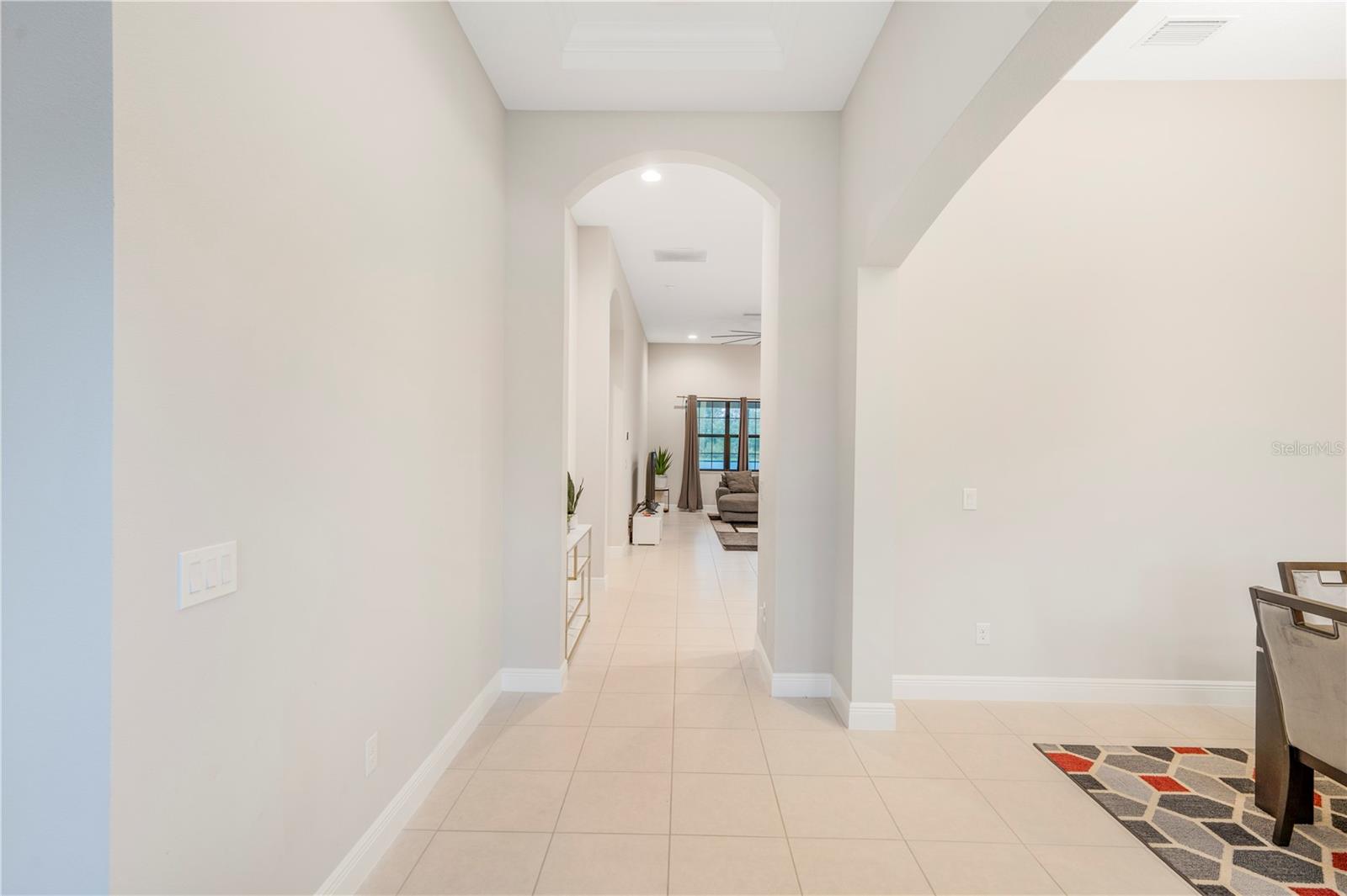 Image 16 of 51 For 7523 Paradiso Drive