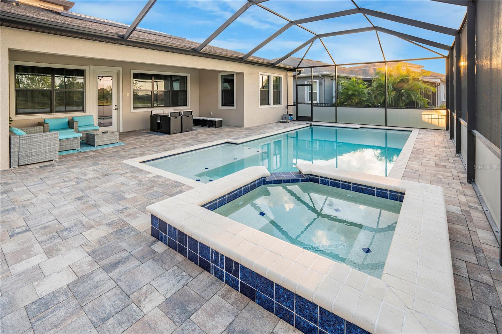 Image 32 of 51 For 7523 Paradiso Drive