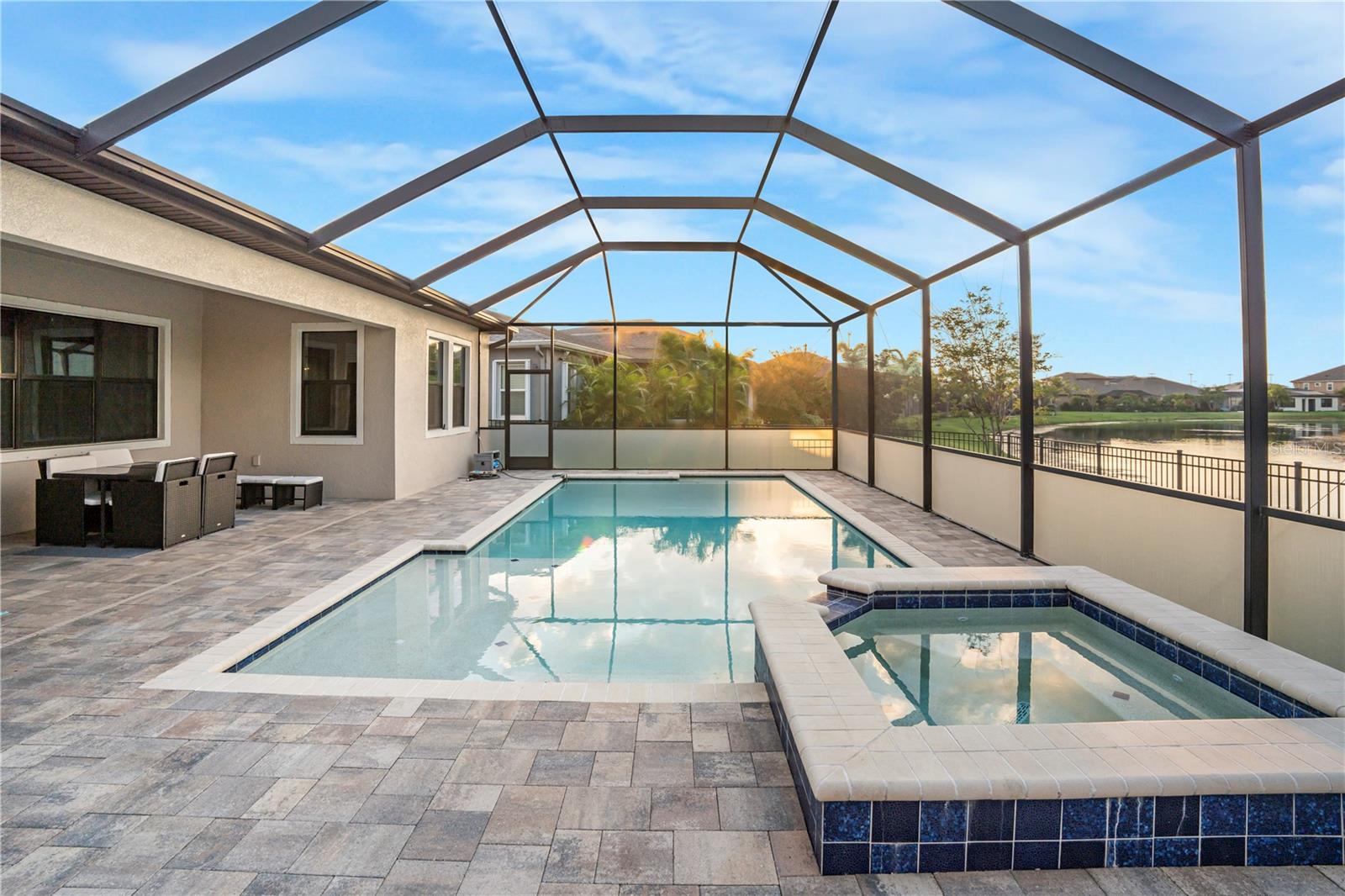 Image 34 of 51 For 7523 Paradiso Drive