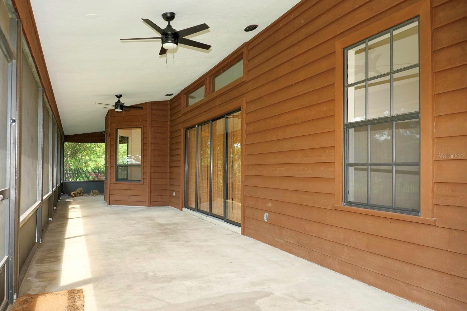 Image 17 of 22 For 5848 Windmill Court