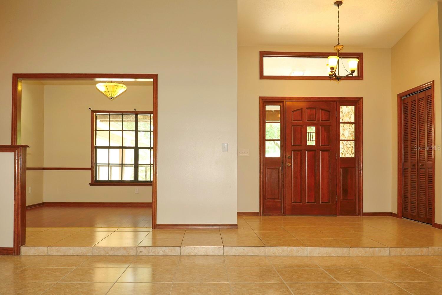 Image 4 of 22 For 5848 Windmill Court