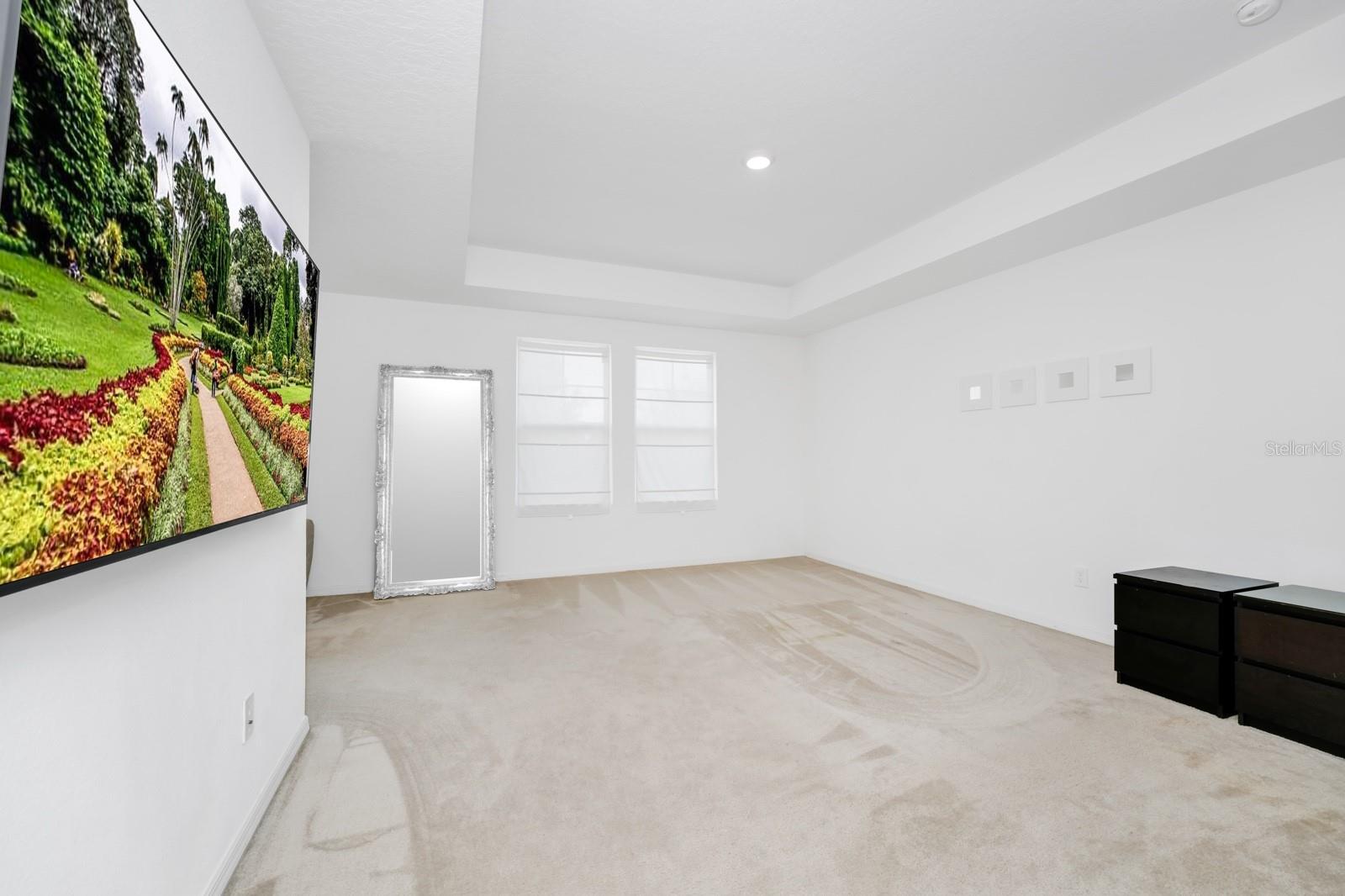 Image 23 of 56 For 652 Benoi Drive