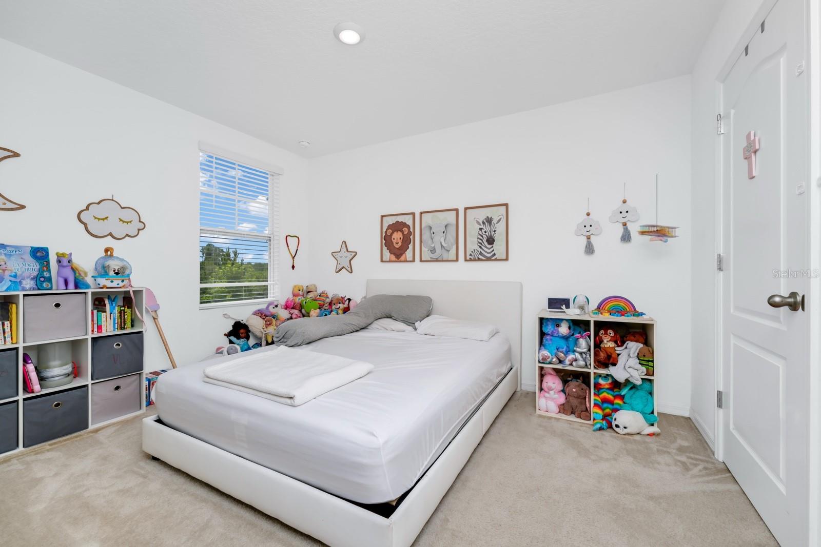 Image 27 of 56 For 652 Benoi Drive