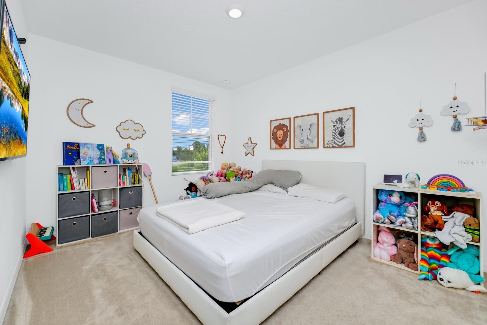 Image 31 of 56 For 652 Benoi Drive