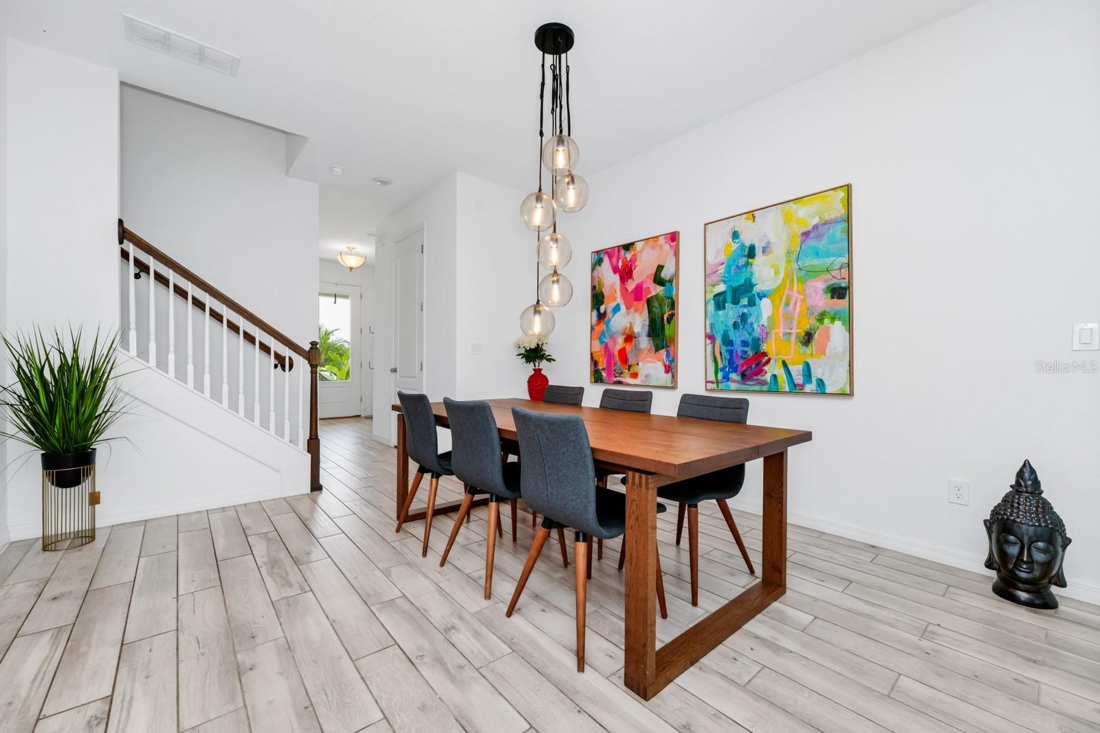 Image 9 of 56 For 652 Benoi Drive