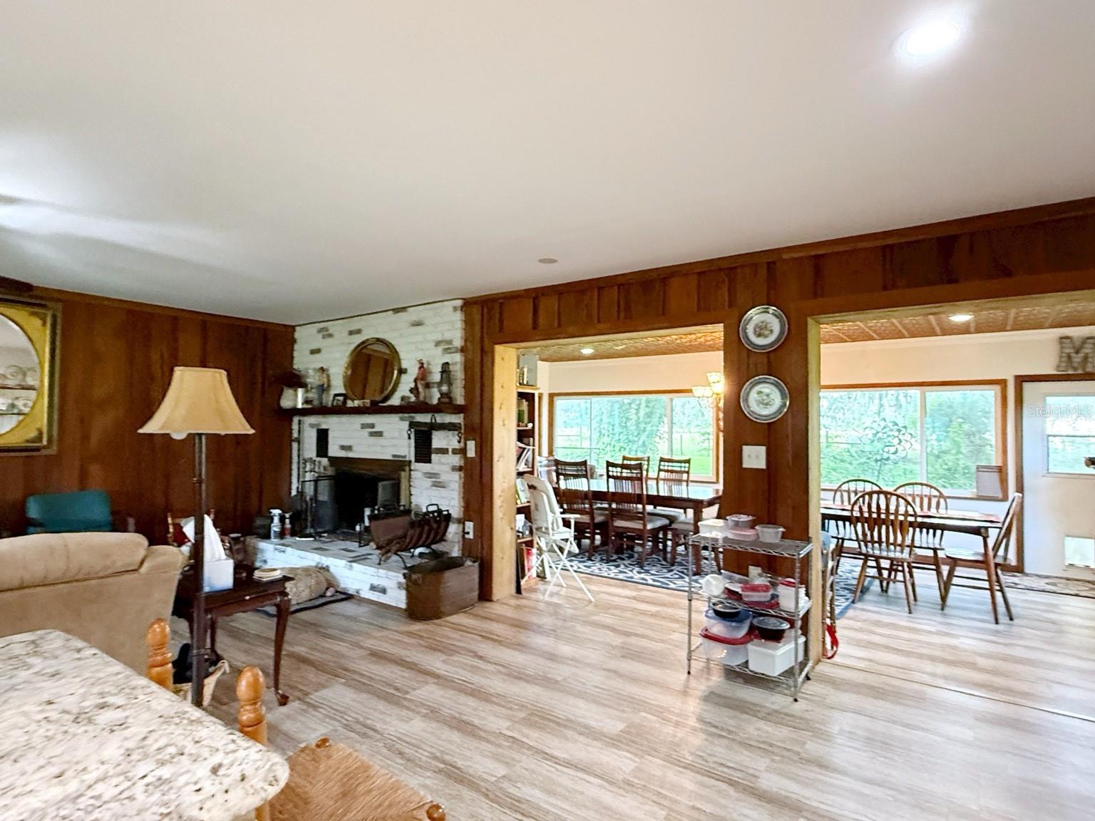 Image 11 of 14 For 6896 Cr 619  