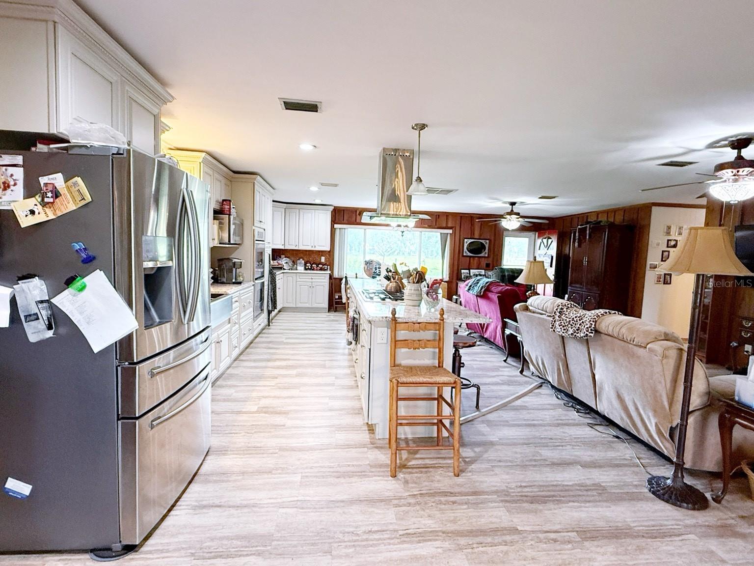 Image 16 of 23 For 6896 Cr 619  