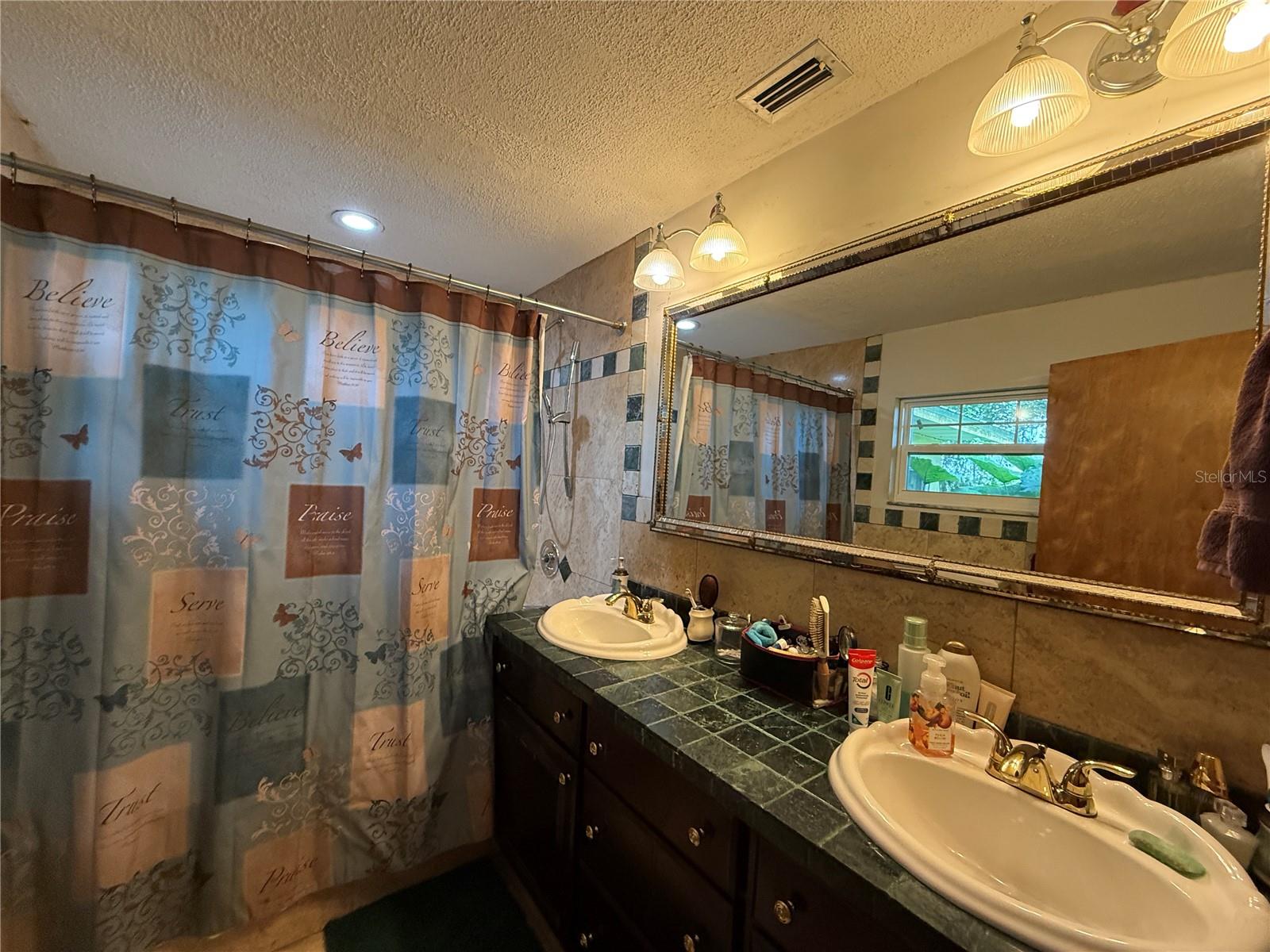 Image 18 of 23 For 6896 Cr 619  