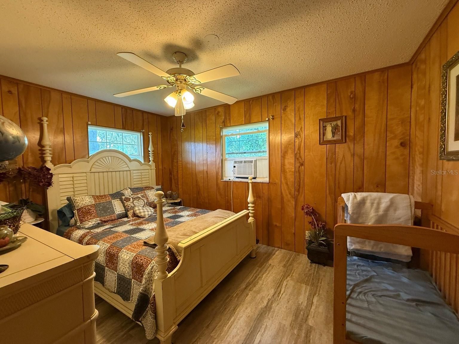 Image 19 of 23 For 6896 Cr 619  