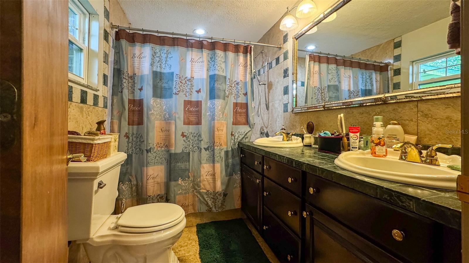 Image 20 of 23 For 6896 Cr 619  