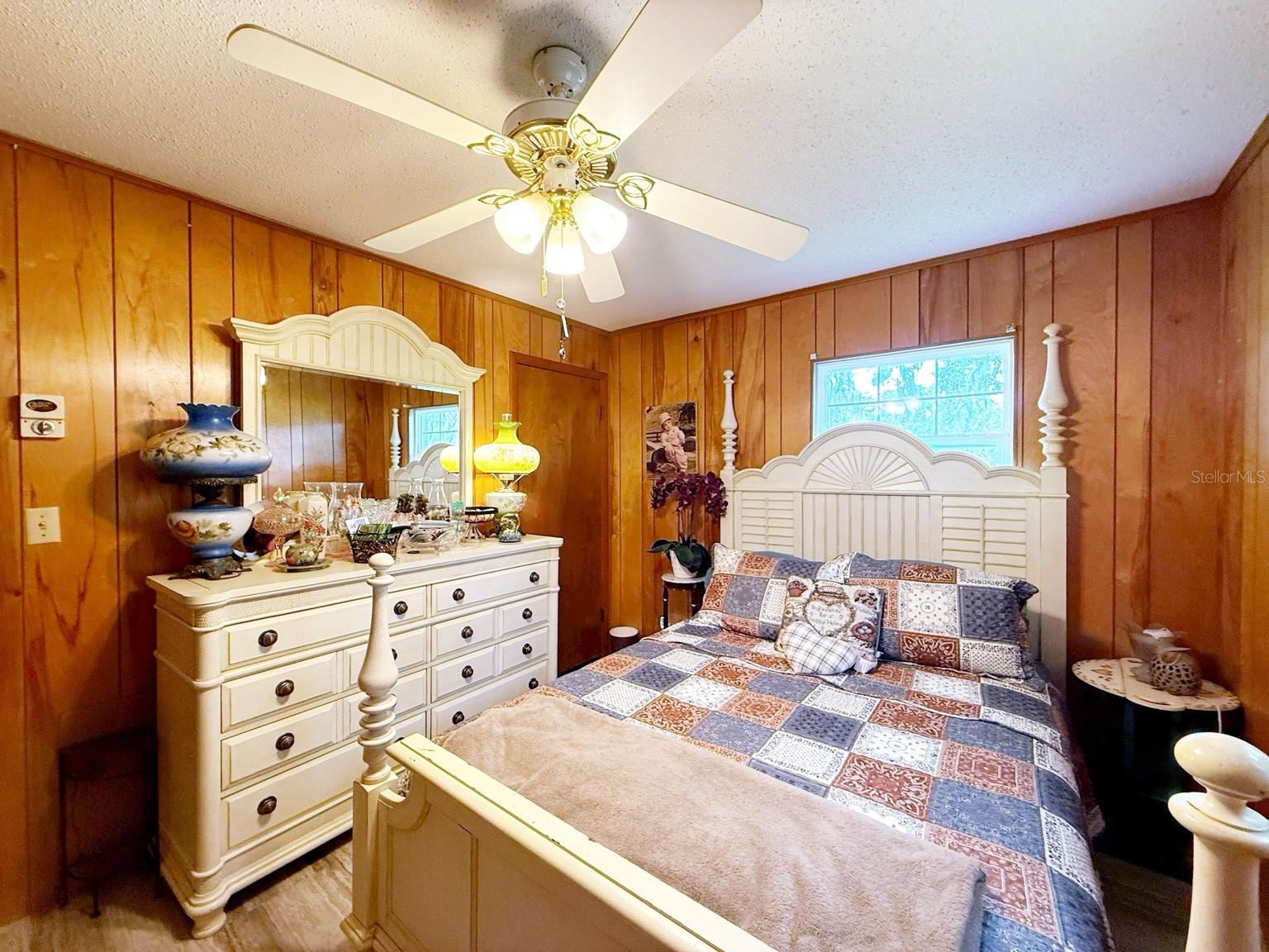 Image 4 of 14 For 6896 Cr 619  