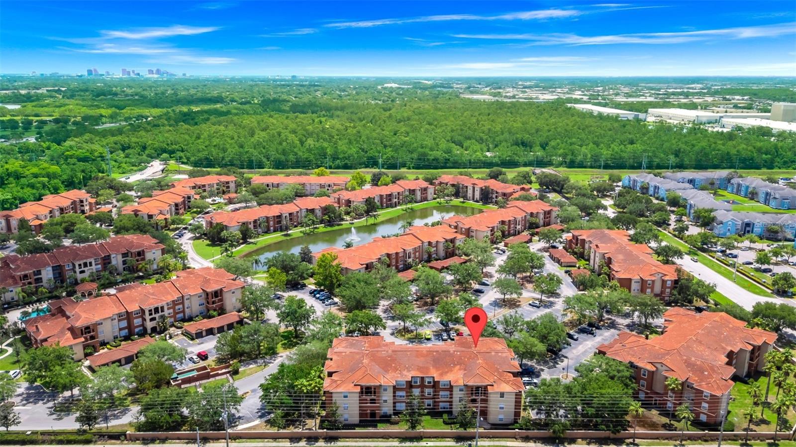 Image 9 of 30 For 5566 Metrowest Boulevard 101