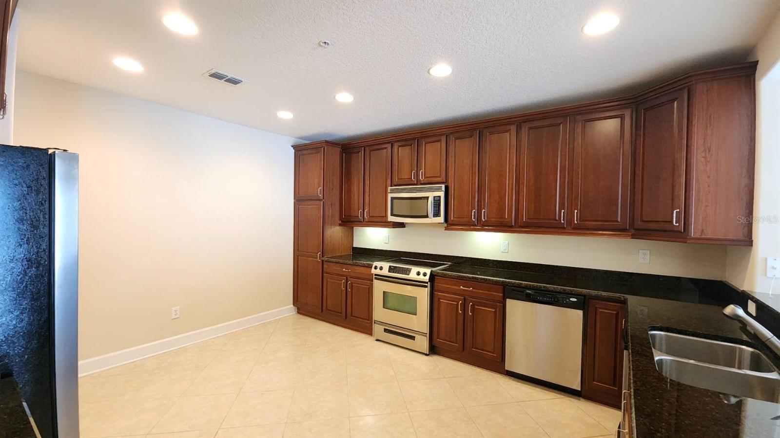 Image 21 of 22 For 7508 Toscana Boulevard 141