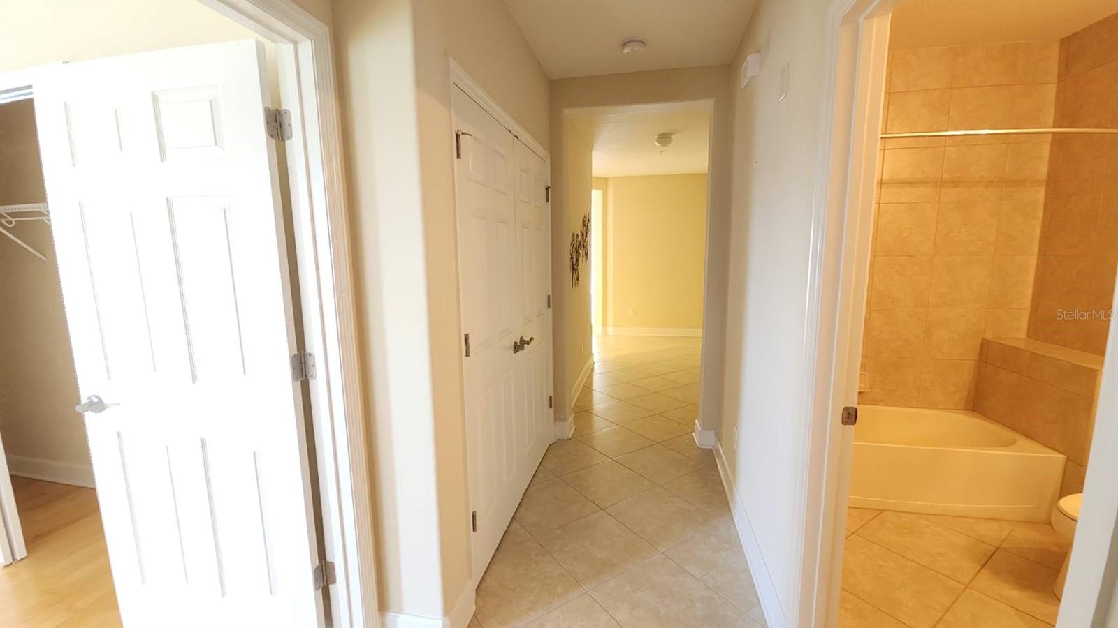 Image 8 of 22 For 7508 Toscana Boulevard 141