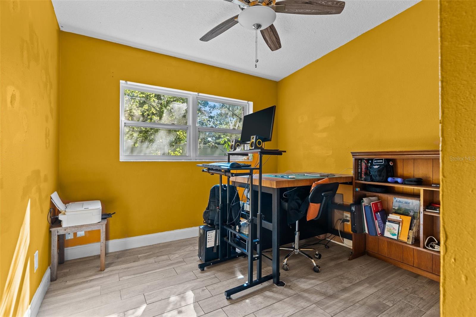 Image 18 of 28 For 481 Hibiscus Road