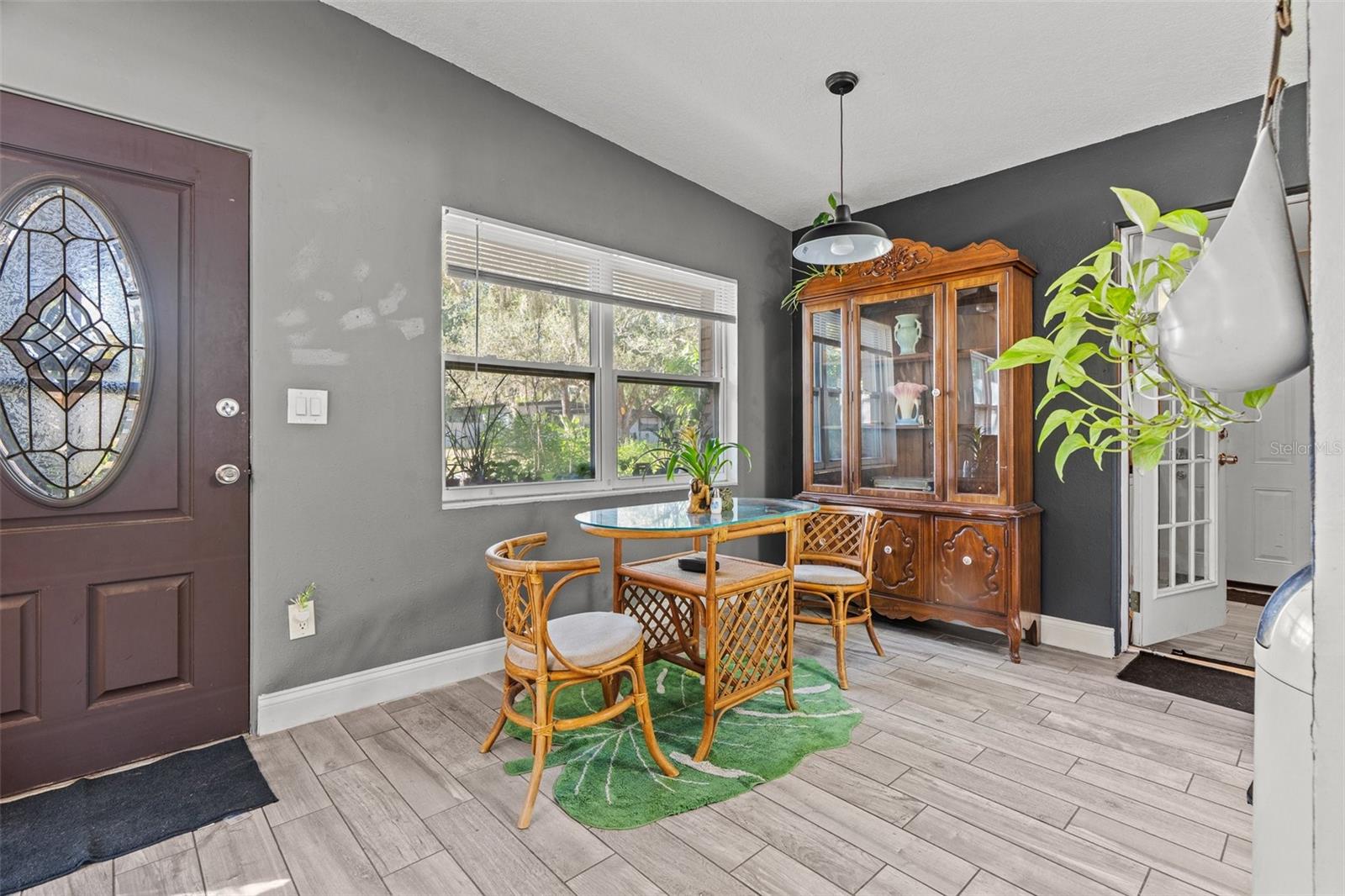 Image 9 of 28 For 481 Hibiscus Road