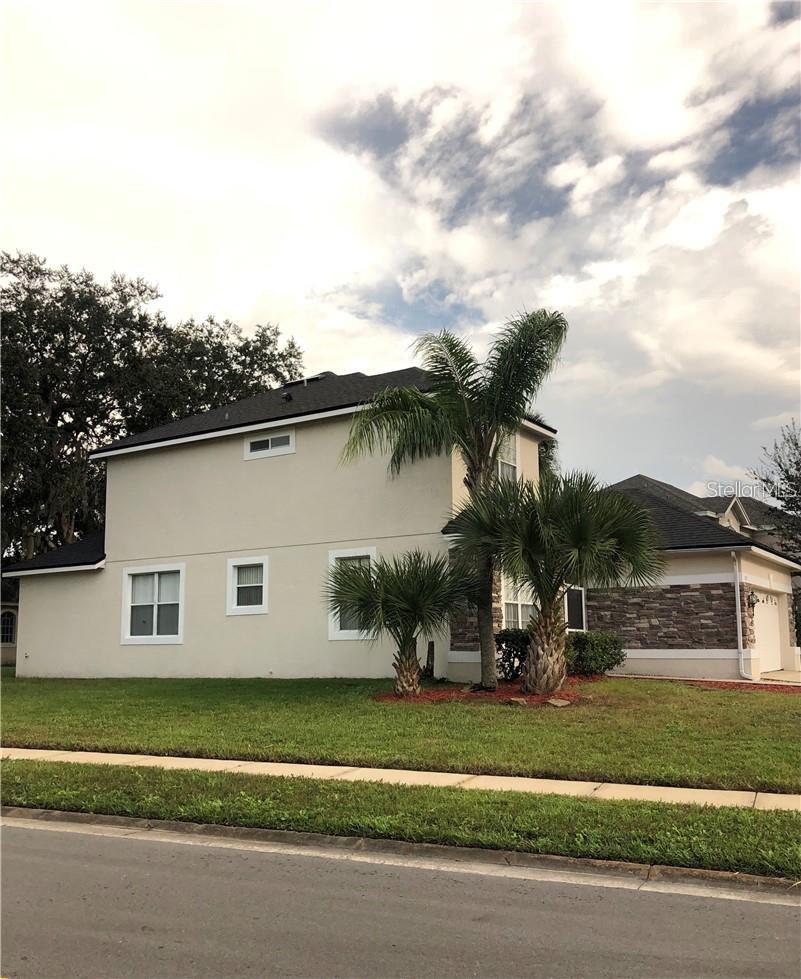 Image 10 of 57 For 1749 Golfview Drive