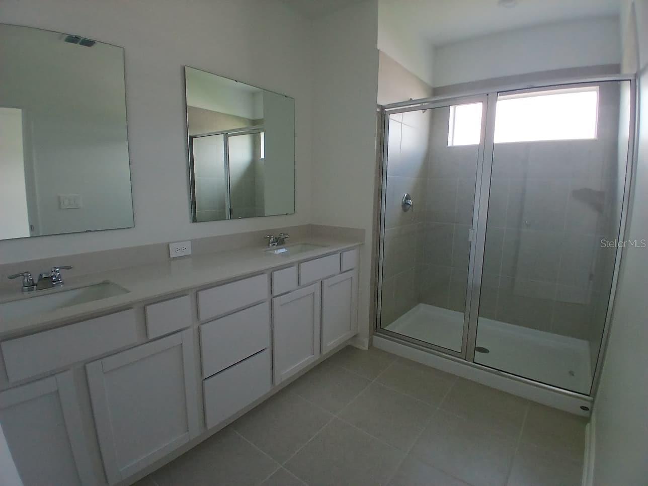 Image 18 of 25 For Chromatic Chromatic