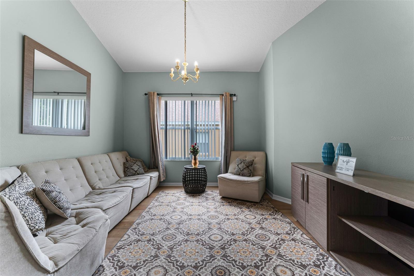 Image 13 of 28 For 616 Corvina Drive