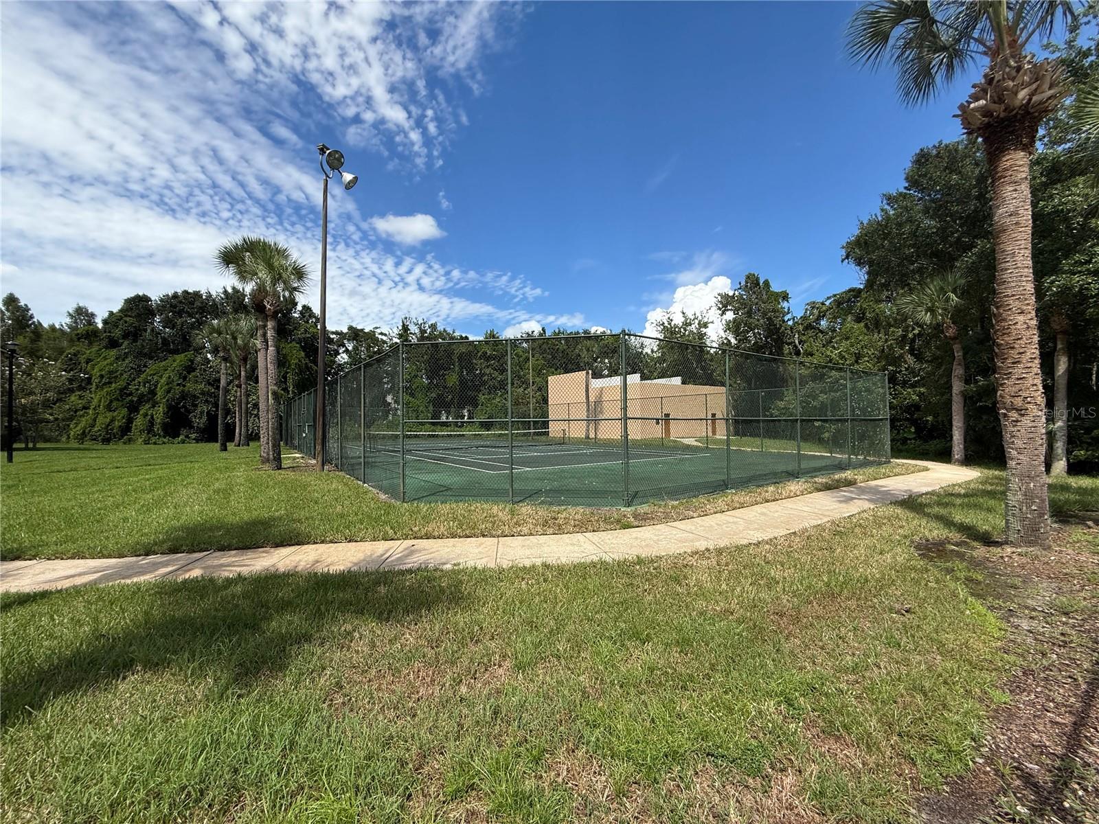 Image 11 of 18 For 4814 Semoran Boulevard 401